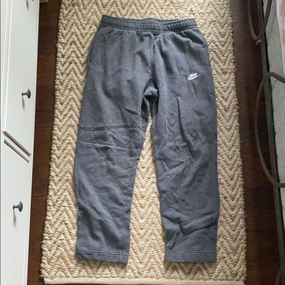 nike grey sweatpants